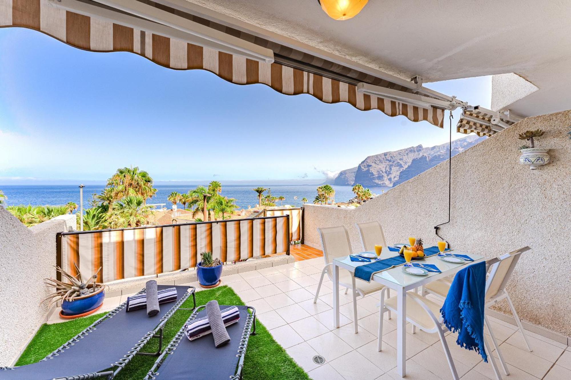 Sea View Apartment Deja Blue - Los Gigantes Пуерто де Сантяго Екстериор снимка